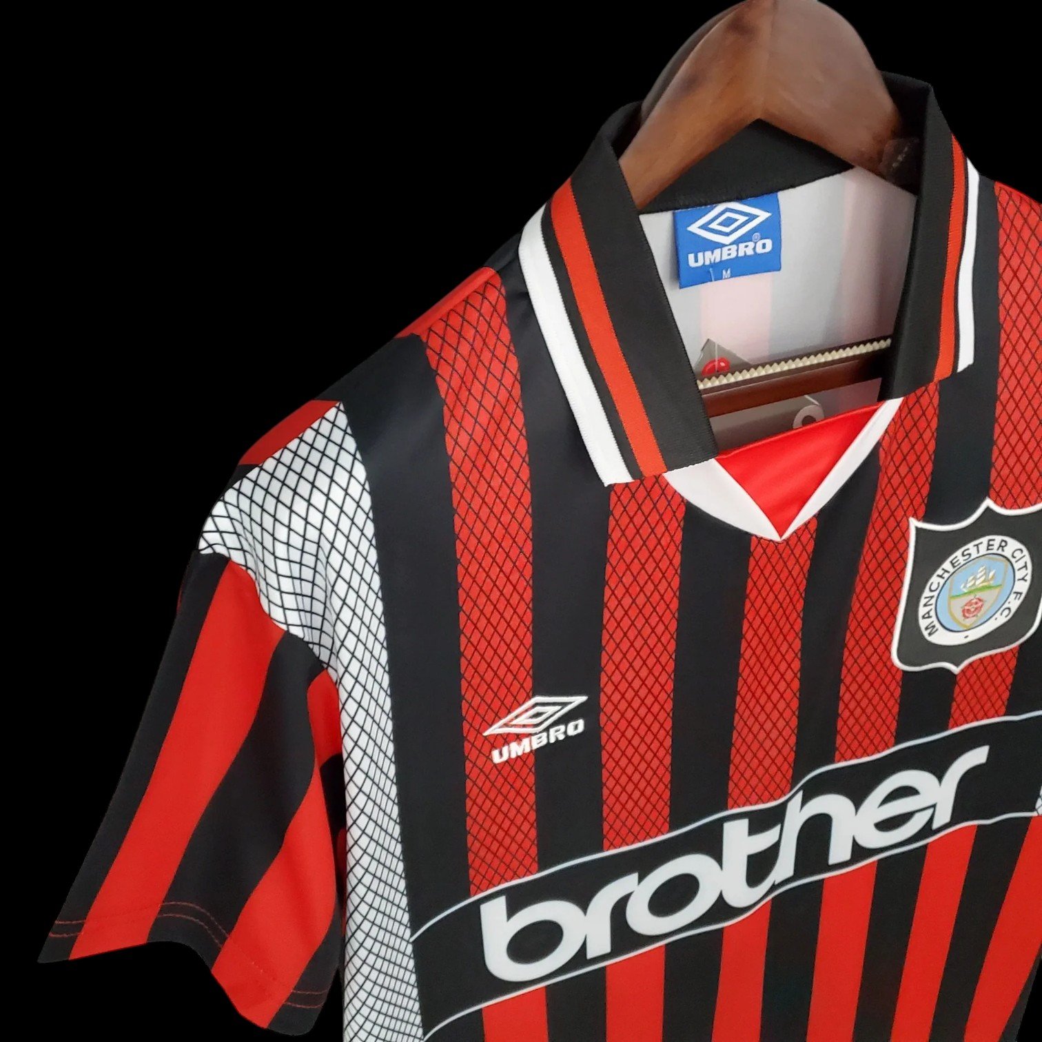 Manchester City Maillot Rétro 94/96 – Image 4